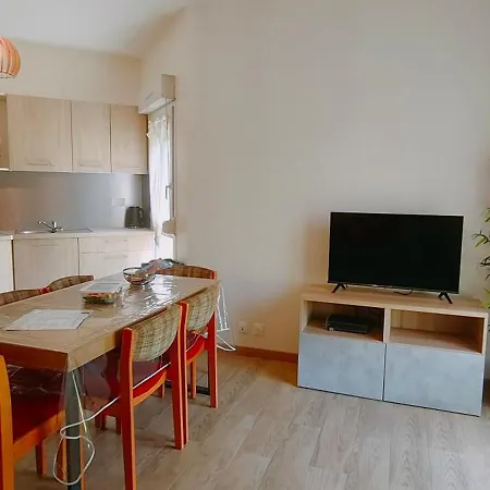Air M&n's # Paris - Aeroport Cdg - Parc Asterix # Apartamento